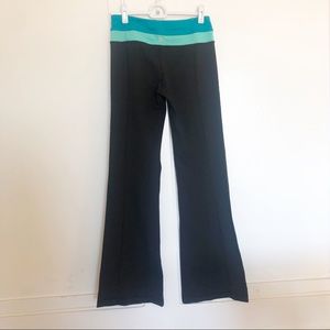 Lululemon Wide Leg Yoga Pants Reversible size 4